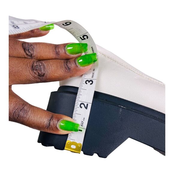 Pre-Owned Wild Fable White Women's Memory Foam Slip On Lacey Loafer Size 9.5 - Picture 8 of 8